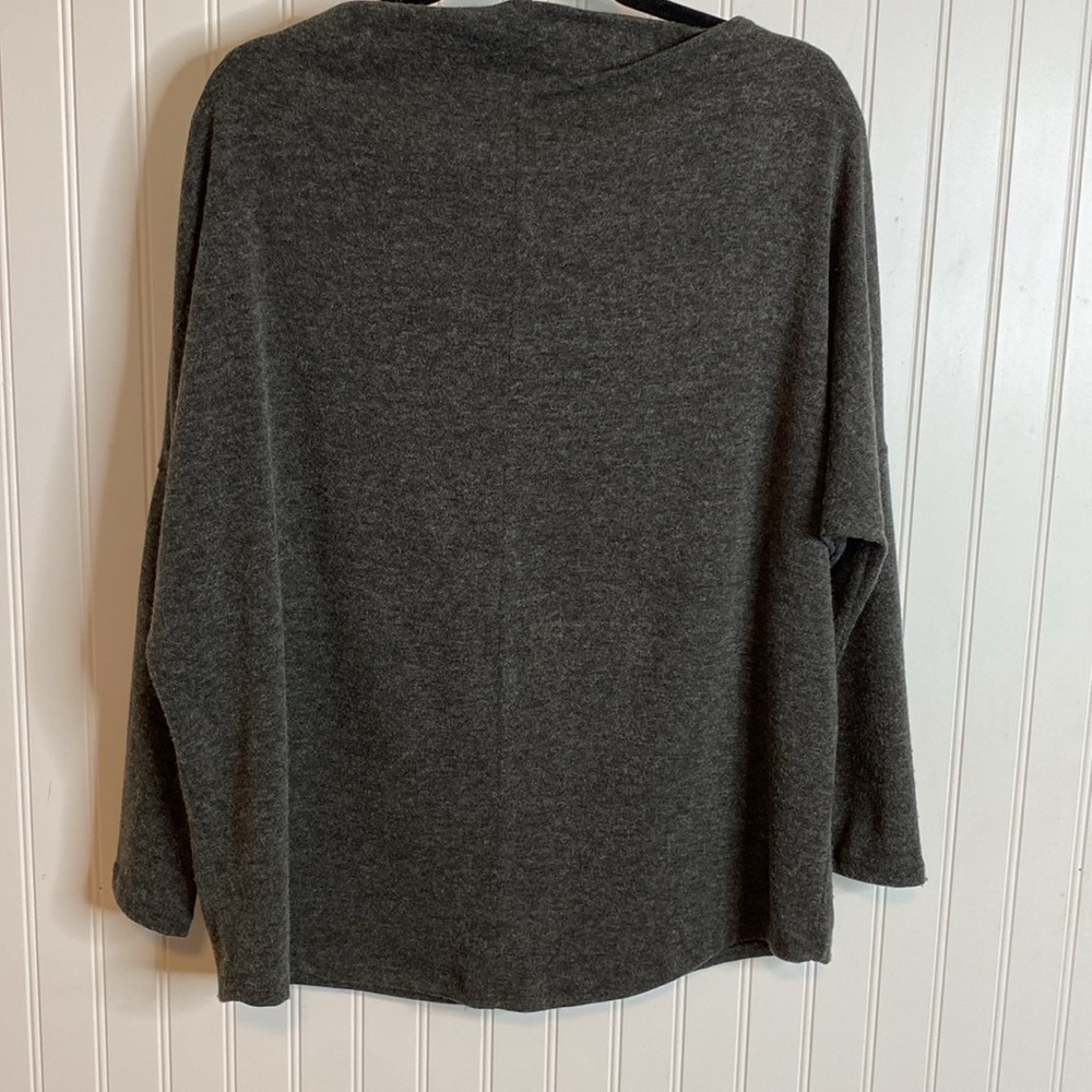 ee:some Sweater charcoal grey Size Medium - Picture 8 of 11